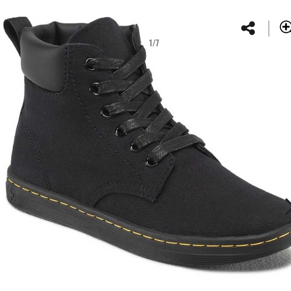 Dr. Martens shoes - Picture 1 of 4